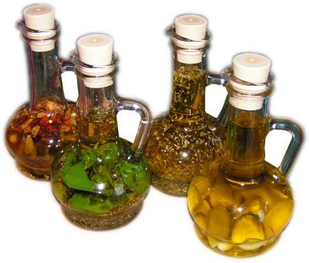 oliwa z oliwek z bazyli�, oliwa z oliwek z papryczk� chilli, oliwa z oliwek z czosnkiem, oliwa z oliwek z oregano